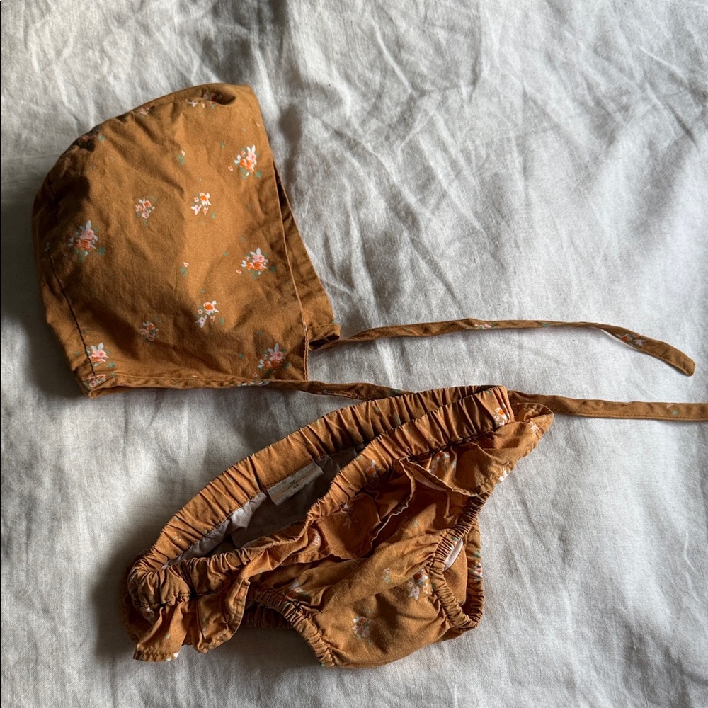 Lili Lotte Swim Suit for 2 year old French Brand / 2 pieces so cute 🧡